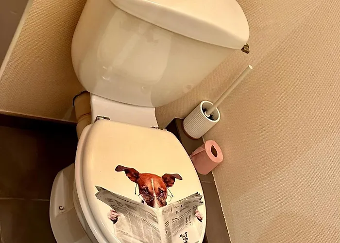 Calme Proche De La Gare